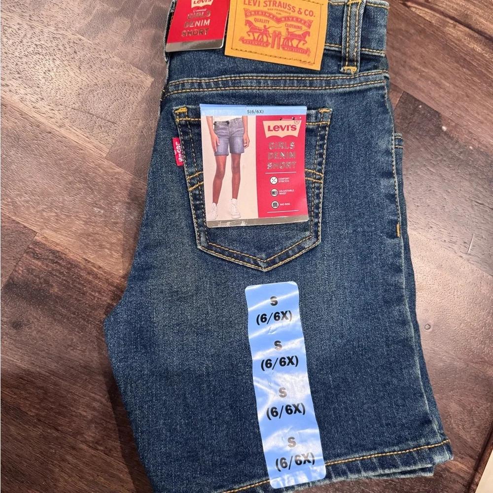 Kids Levi's‎ Dark Blue Denim Girlfriend Midi Shorts, Girls 6/6x NWT